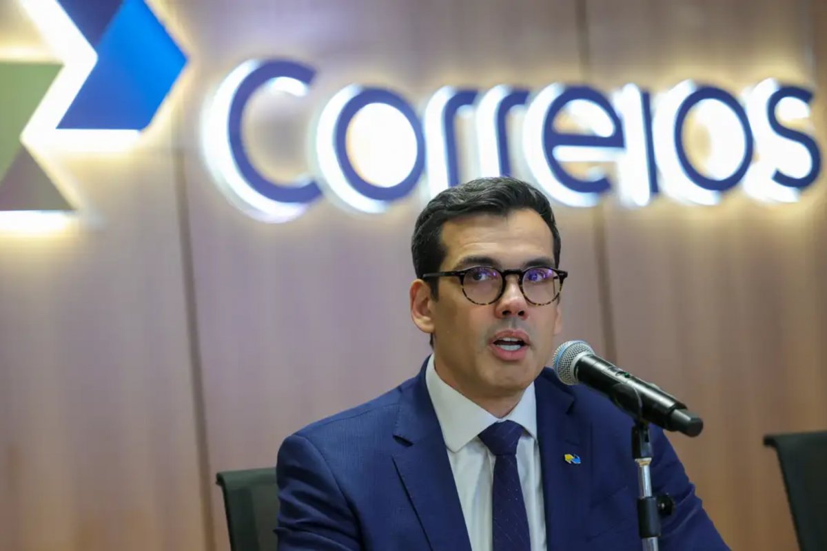 Correios anunciam plano de reestruturação com previsão de fechamento de mil agências e 15 mil demissões voluntárias