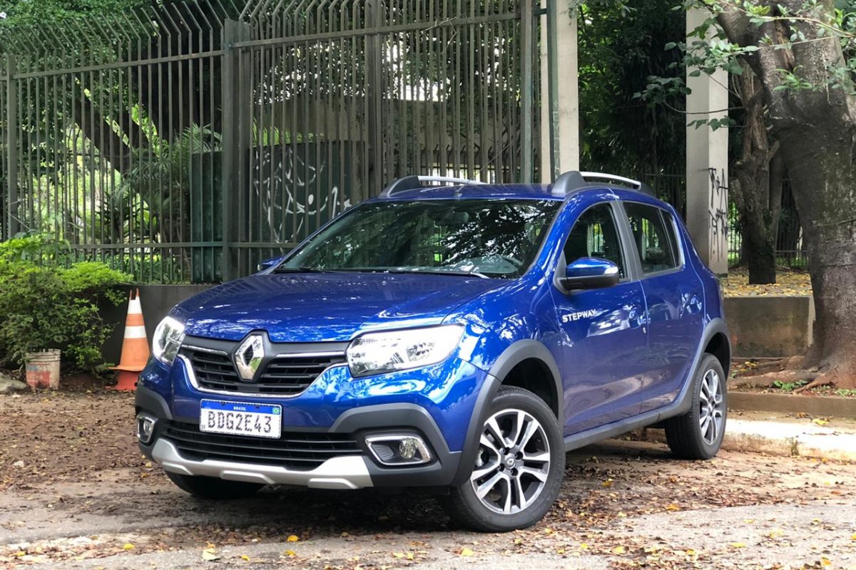 Avaliamos o Sandero Stepway 1.6 CVT: vale a pena a compra?