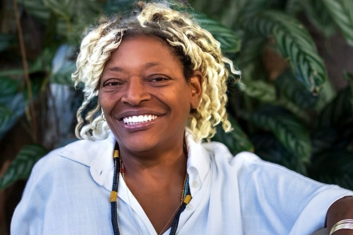 Mart'nália tem carro e celular roubados em assalto no Rio de Janeiro