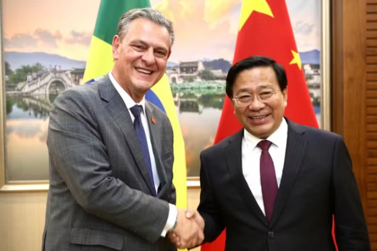 Brasil busca diálogo com China para reduzir impactos da taxação sobre carne bovina