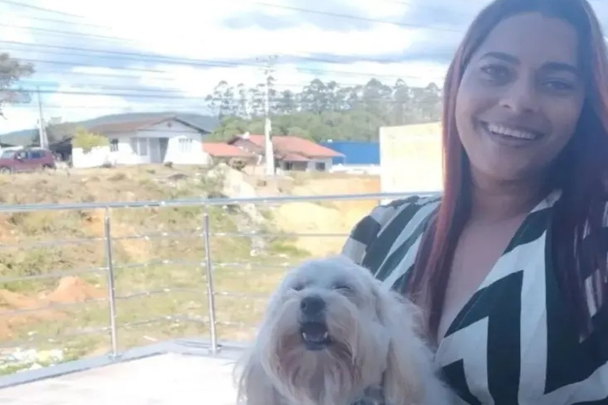 Mulher é morta a facadas ao tentar intervir em briga de casal após Réveillon em SC