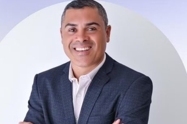 [Empresário morre afogado após tentar alcançar lancha à deriva em Jequié]