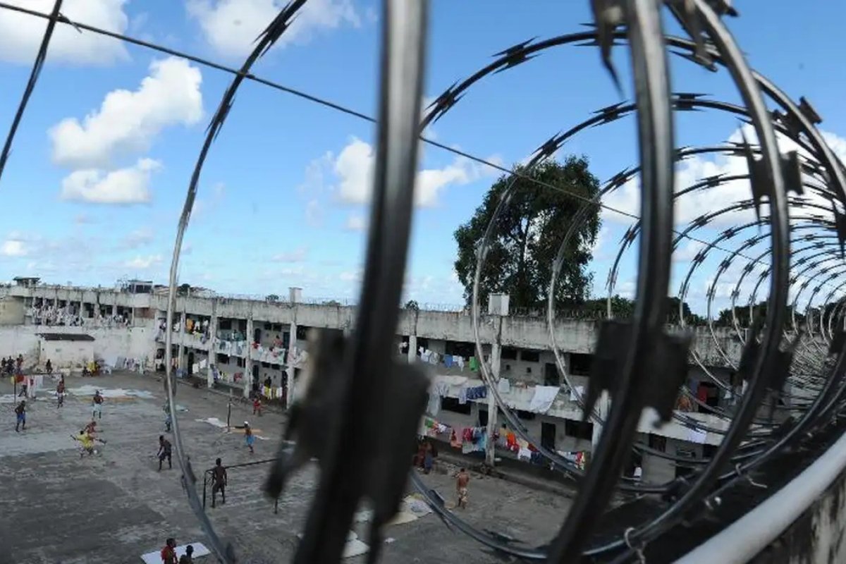 Após saída temporária de Natal, 150 presos do CV não voltam à prisão no RJ