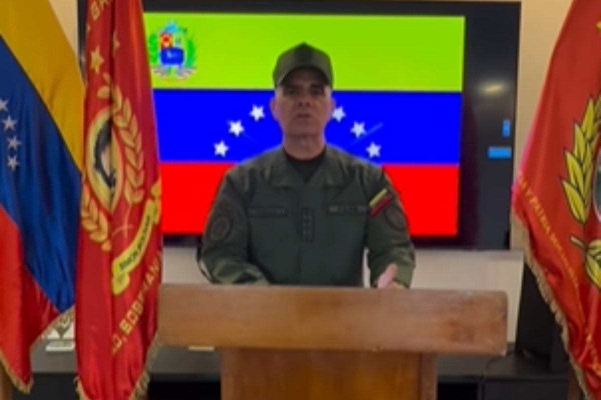 Ministro da Defesa da Venezuela acusa EUA de matar equipe de segurança de Maduro