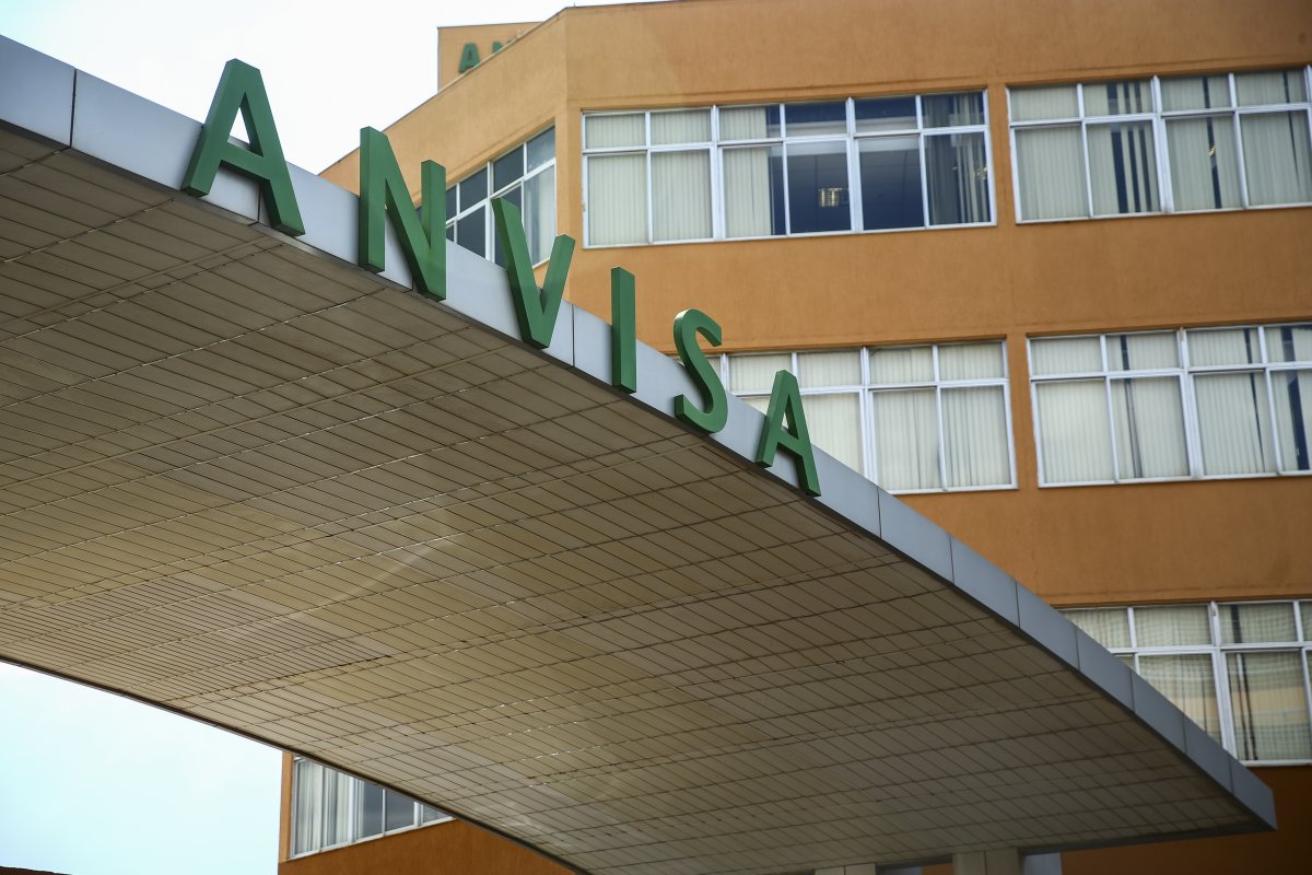 Anvisa libera 1ª fase para pesquisa clínica da polilaminina, e cinco voluntários receberão a droga