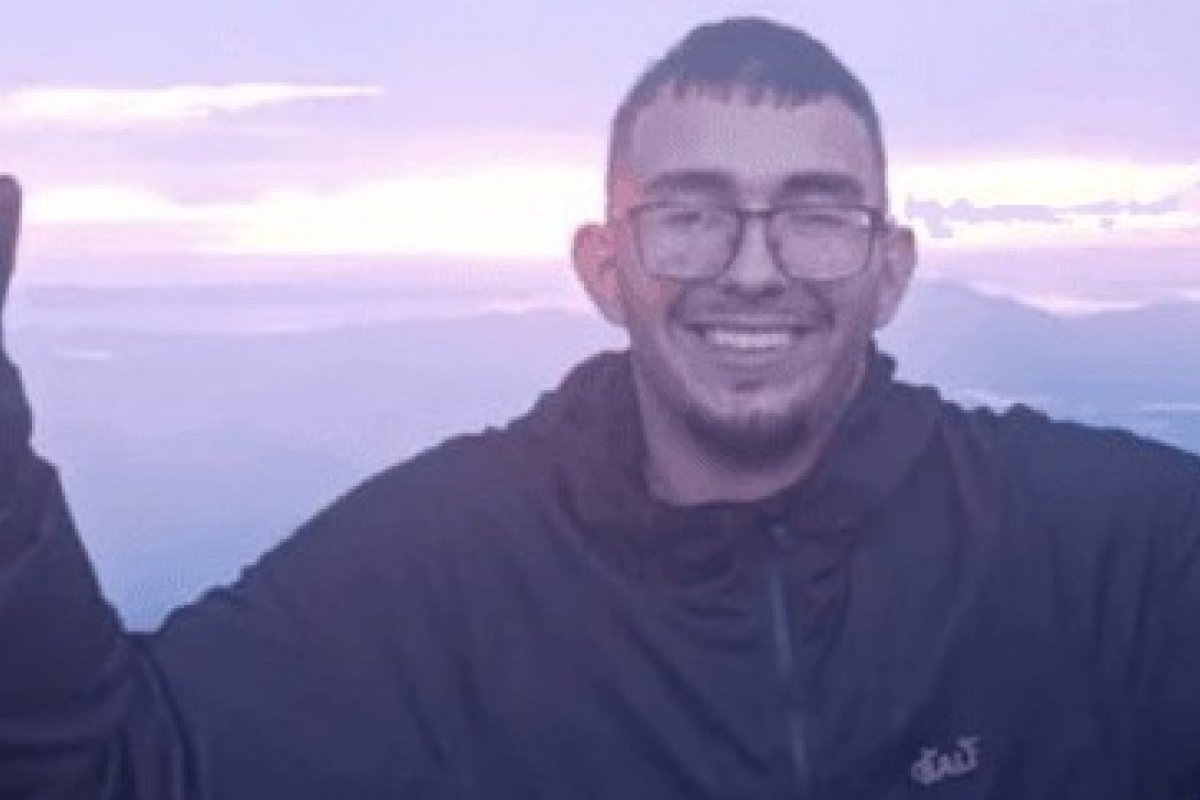 Vídeo: jovem é encontrado vivo após ficar cinco dias desaparecido no Pico Paraná