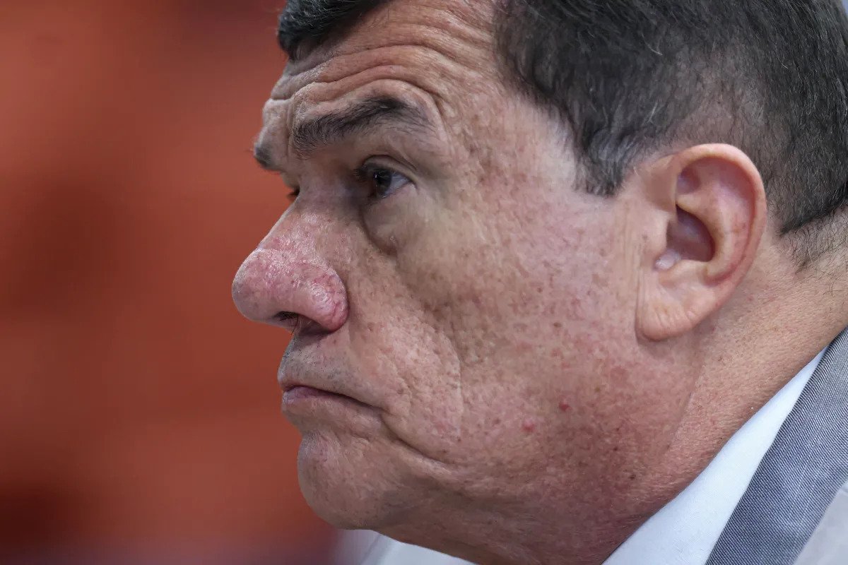 Moraes revoga autorização de visita de general a ex-ministro que participou da trama golpista