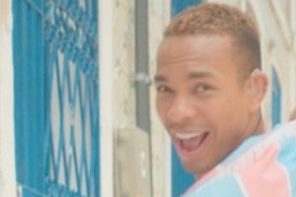 Alfabeta estreia no Verão de Salvador e celebra diversidade com a “Festa da Apósteose" na Casa Rosa!