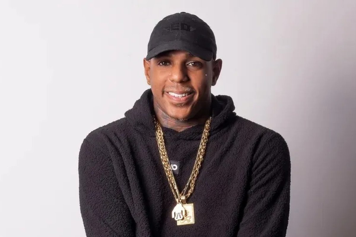 Vídeo: Cantor 'Oh Polêmico' expõe caso de racismo nas redes: 'disse que odiava homem preto'