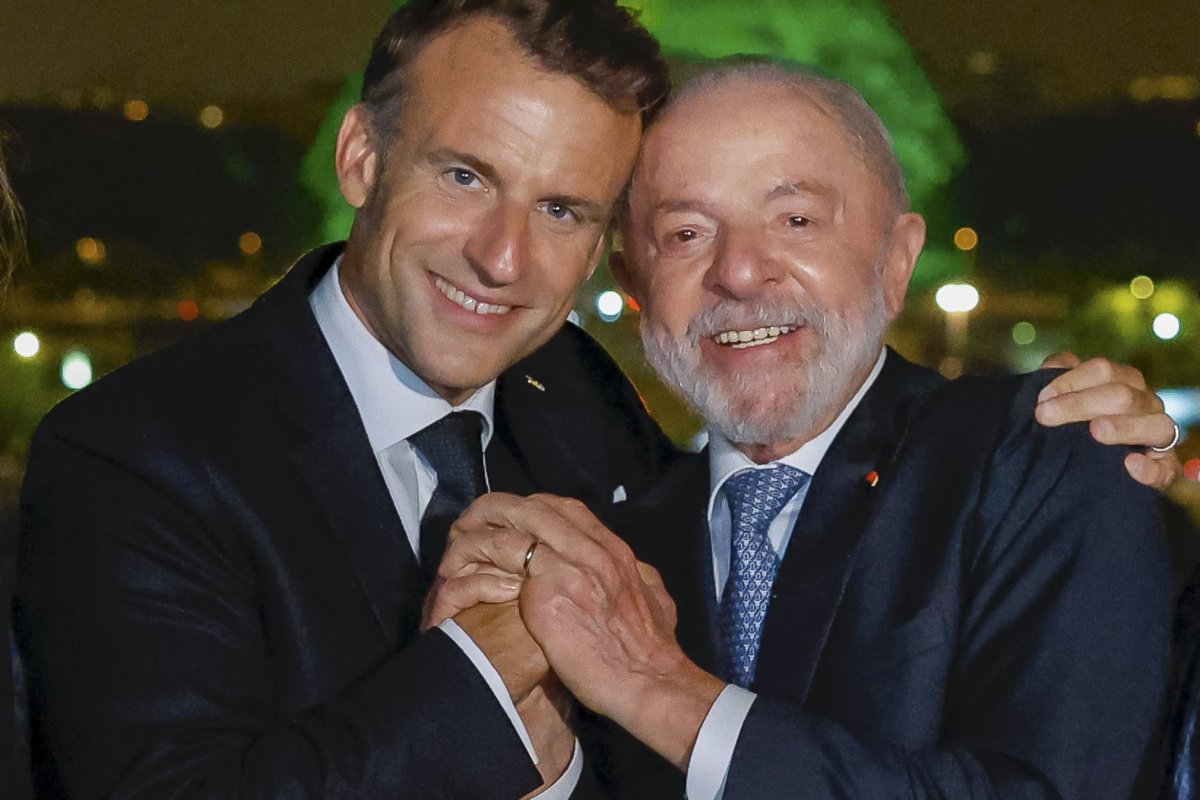 Macron anuncia que França votará contra acordo UE-Mercosul