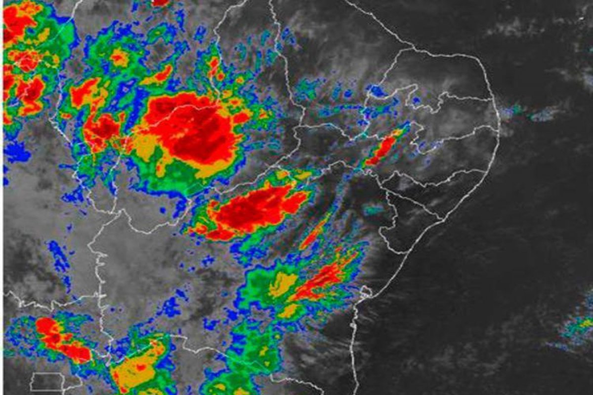 Codesal aponta previsão de chuva para os próximos dias em Salvador