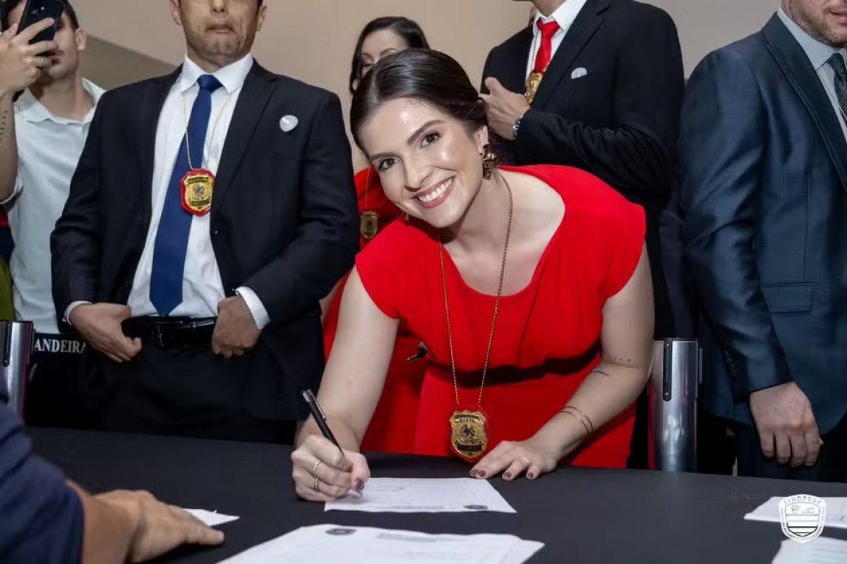 Delegada recém-empossada denuncia ataques misóginos sofridos nas redes sociais