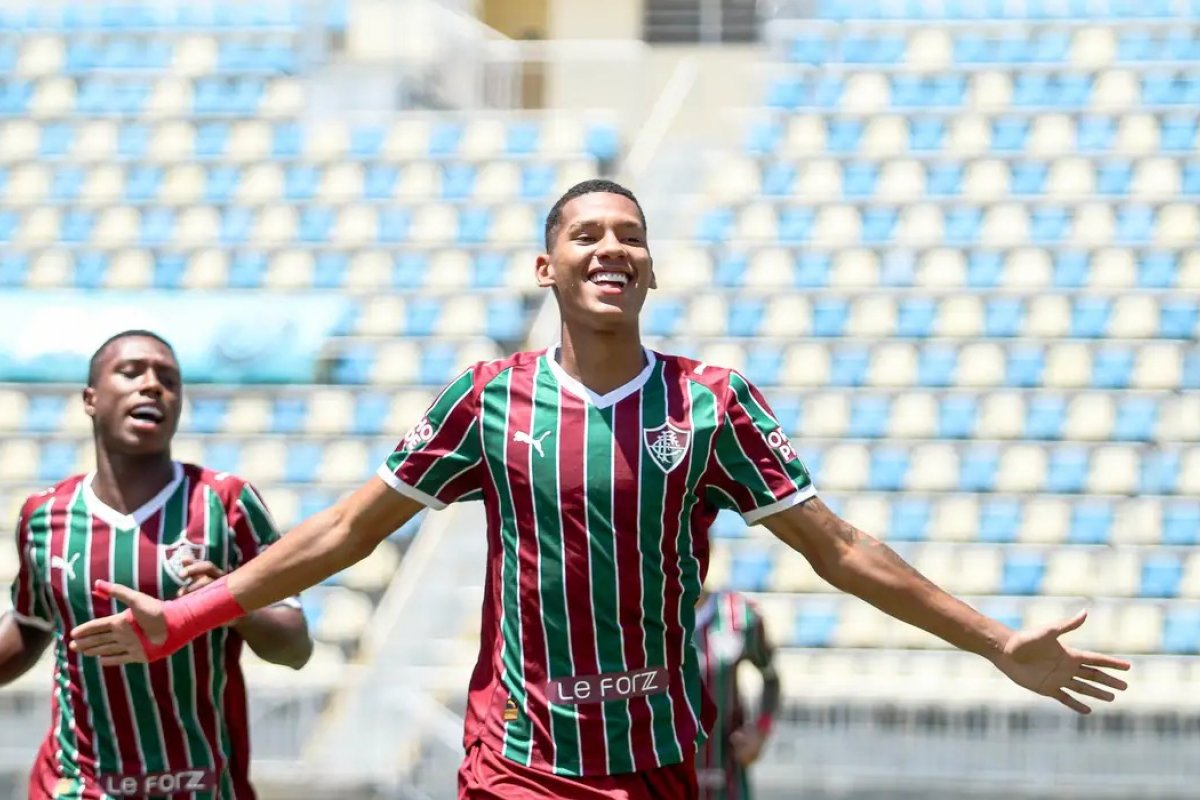 Primeira fase chega ao fim e 16 jogos abrem mata-mata da Copinha