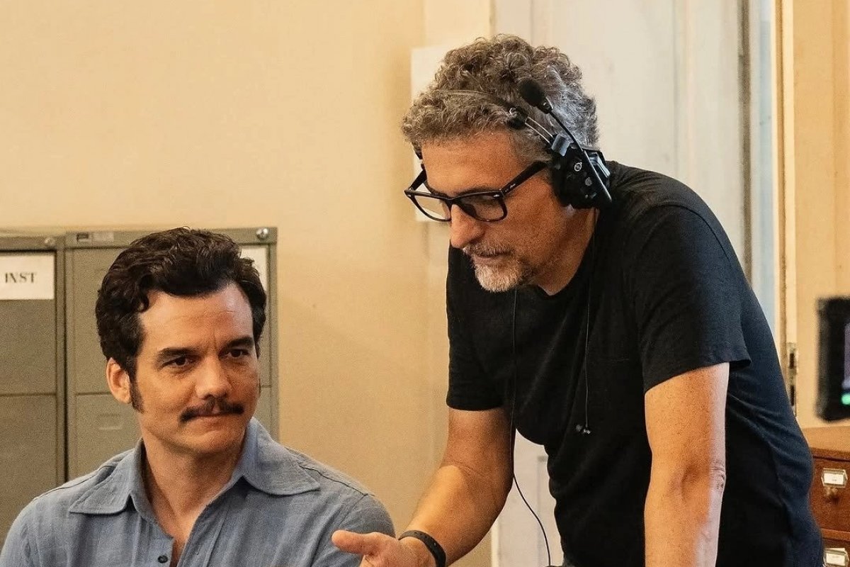 Após conquista de dois prêmios no Globo de Ouro, Vitória e Náutico homenageiam Wagner Moura e Kleber Mendonça Filho, respectivos torcedores dos clubes