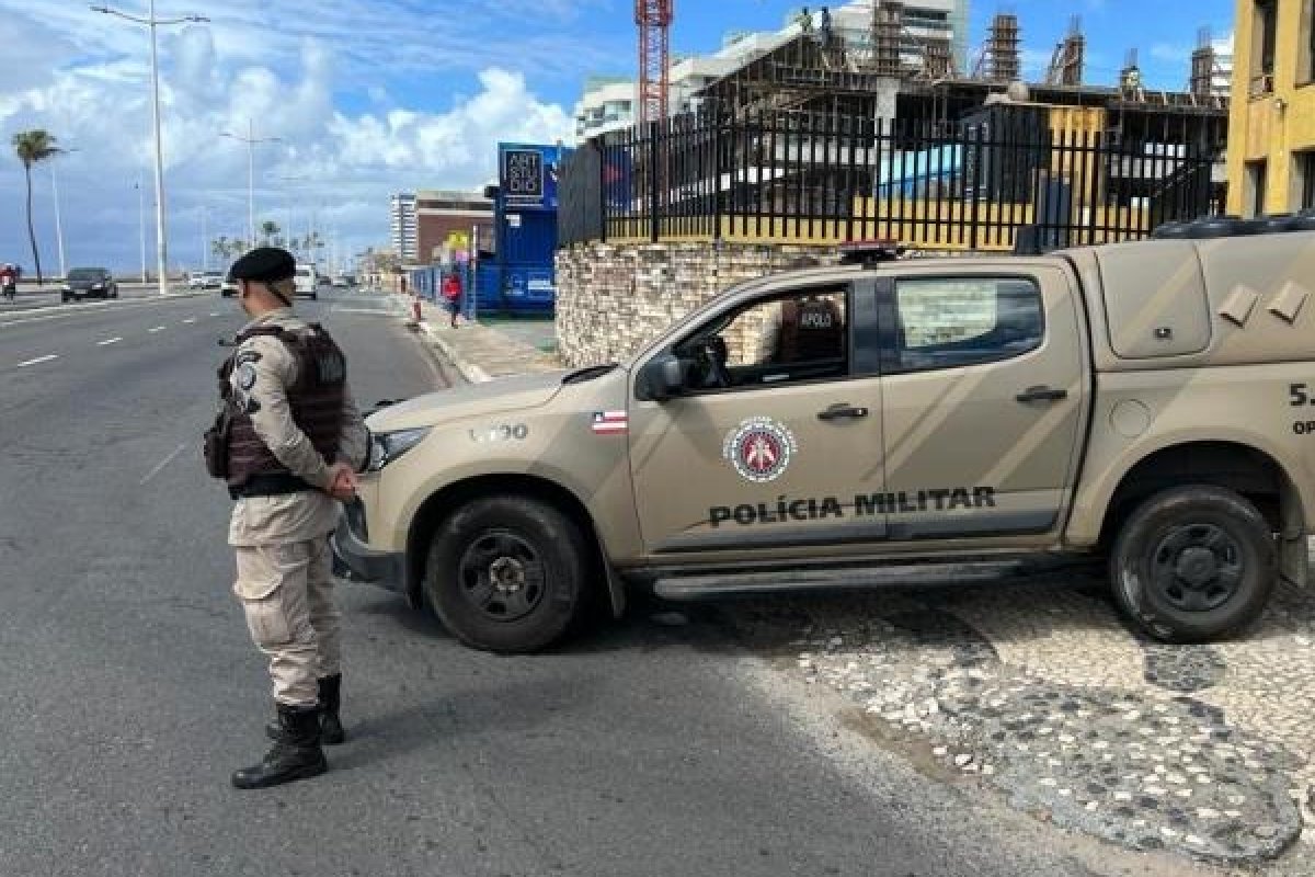 Soldado da PM é baleado nas pernas durante confronto em Salvador