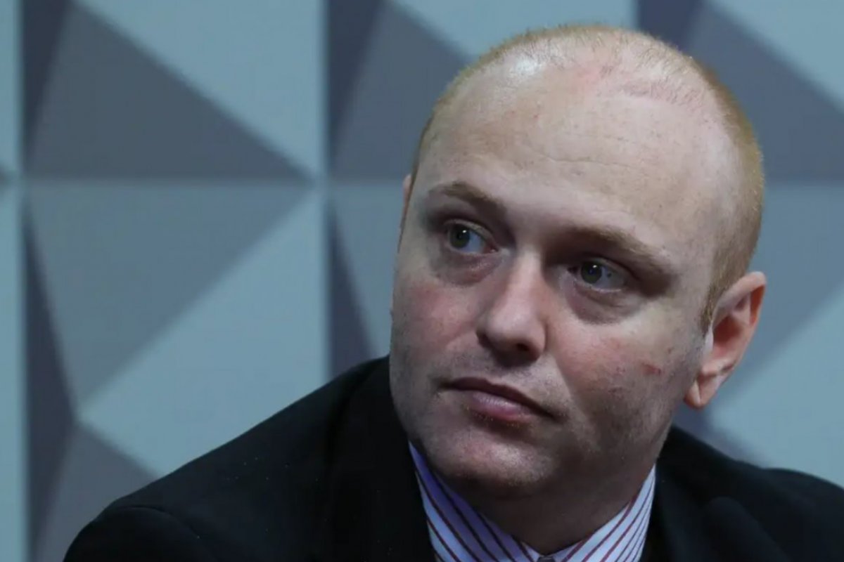 Moraes autoriza progressão de regime de Walter Delgatti para o semiaberto