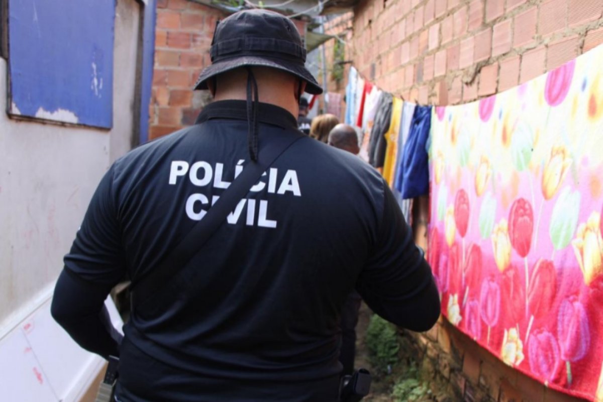 Homem é preso após abusar de criança de 10 anos em Serrinha