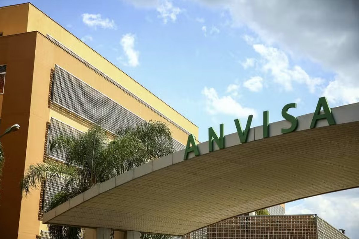 Duas marcas de cosméticos têm produtos recolhidos e proibidos após Anvisa identificar irregularidades