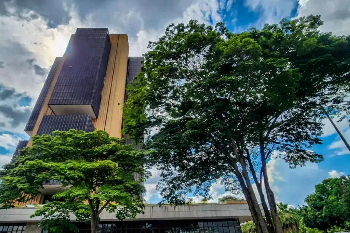 BC retira recurso contra inspeção no caso Master após acordo com TCU