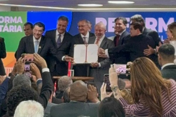[Vídeo: Lula sanciona PLP da reforma tributária e relembra saída do  Brasil do Mapa da Fome]