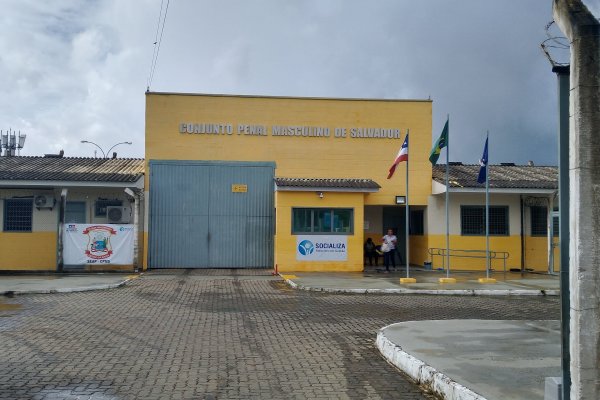 [Homem é flagrado tentando entrar com tadalafila no Conjunto Penal Masculino de Salvador]