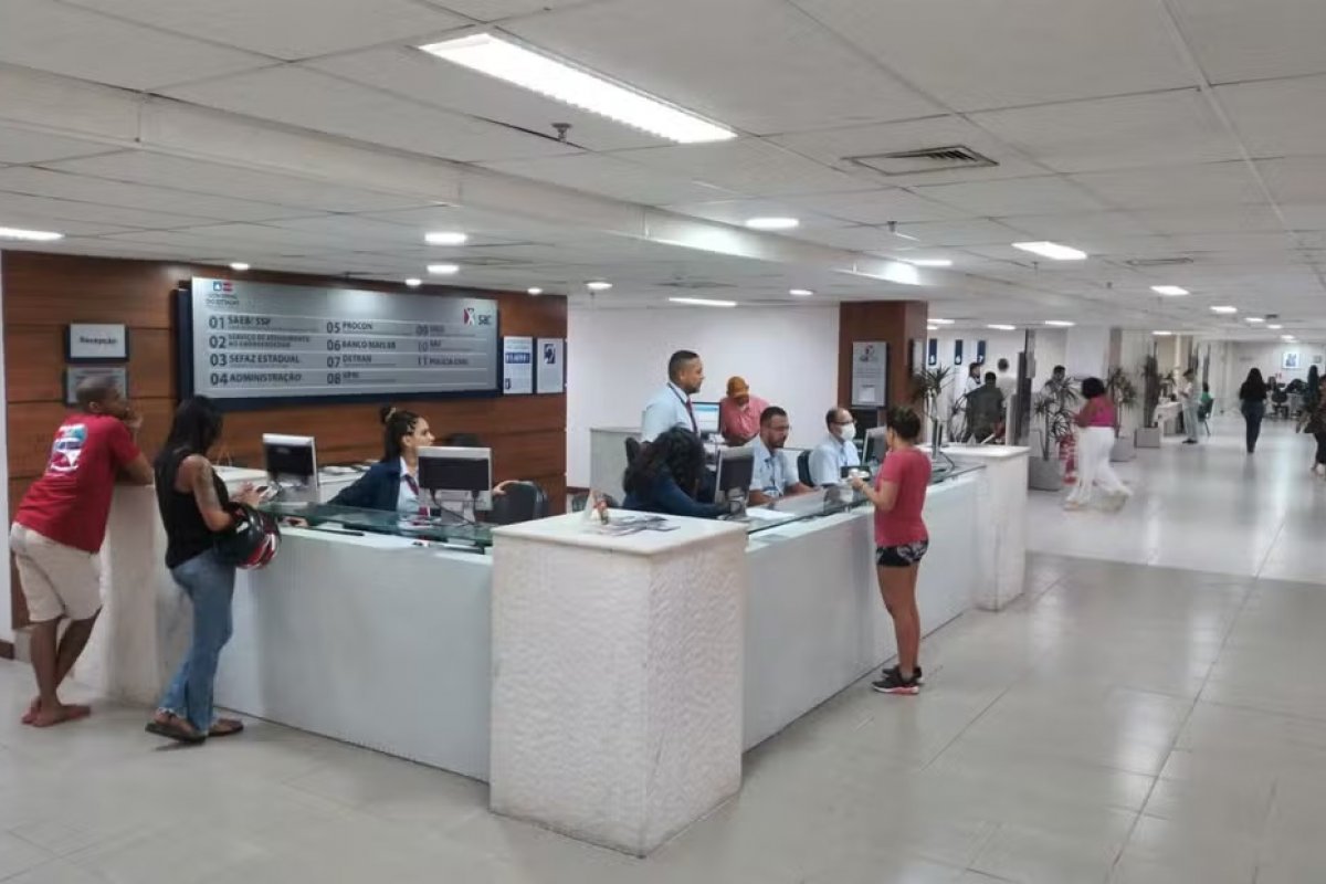 SAC oferece atendimento exclusivo a idosos para emissão da nova Carteira de Identidade