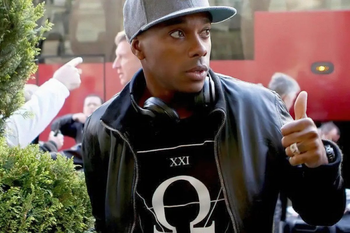 Robinho tem pena reduzida em 160 dias após estudo e trabalho em presídio