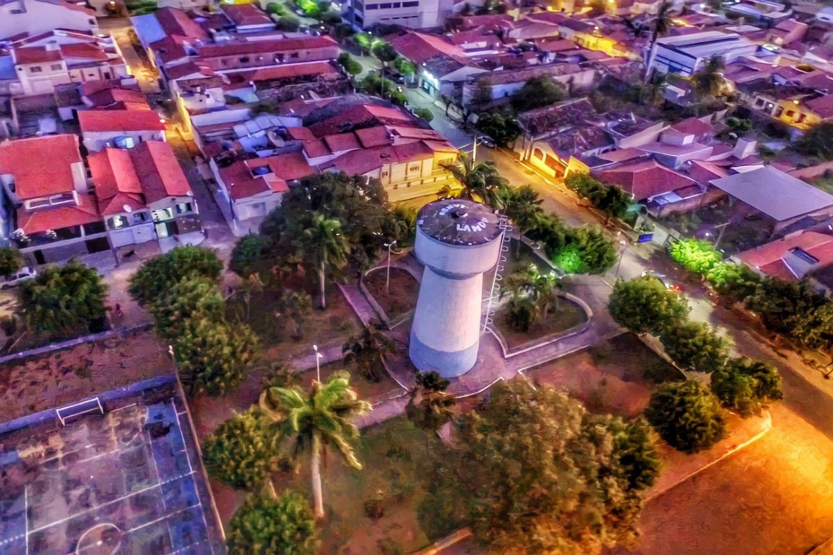 Emendas milionárias recebidas por prefeitura na Bahia pagam contas de luz, água e até show de Wesley Safadão 