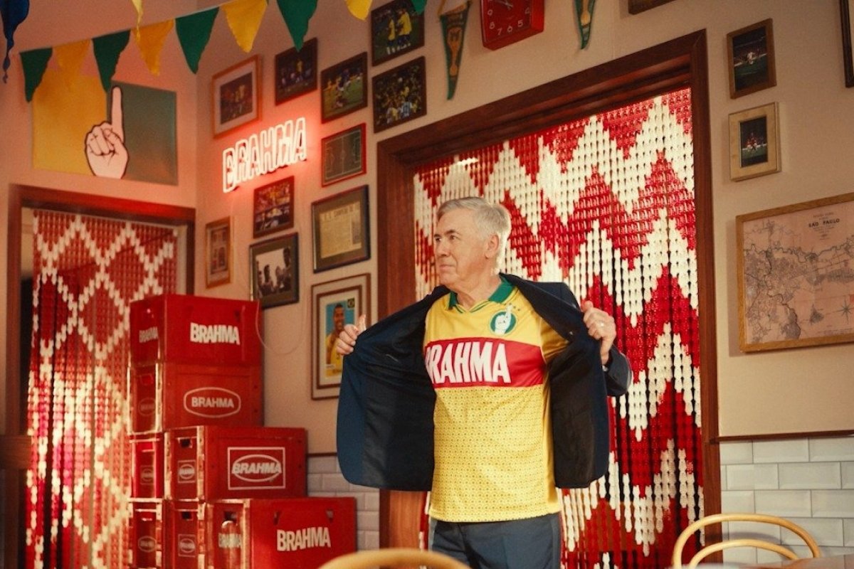 Salvador apresenta Carnaval a Carlo Ancelotti em imersão promovida por cervejaria