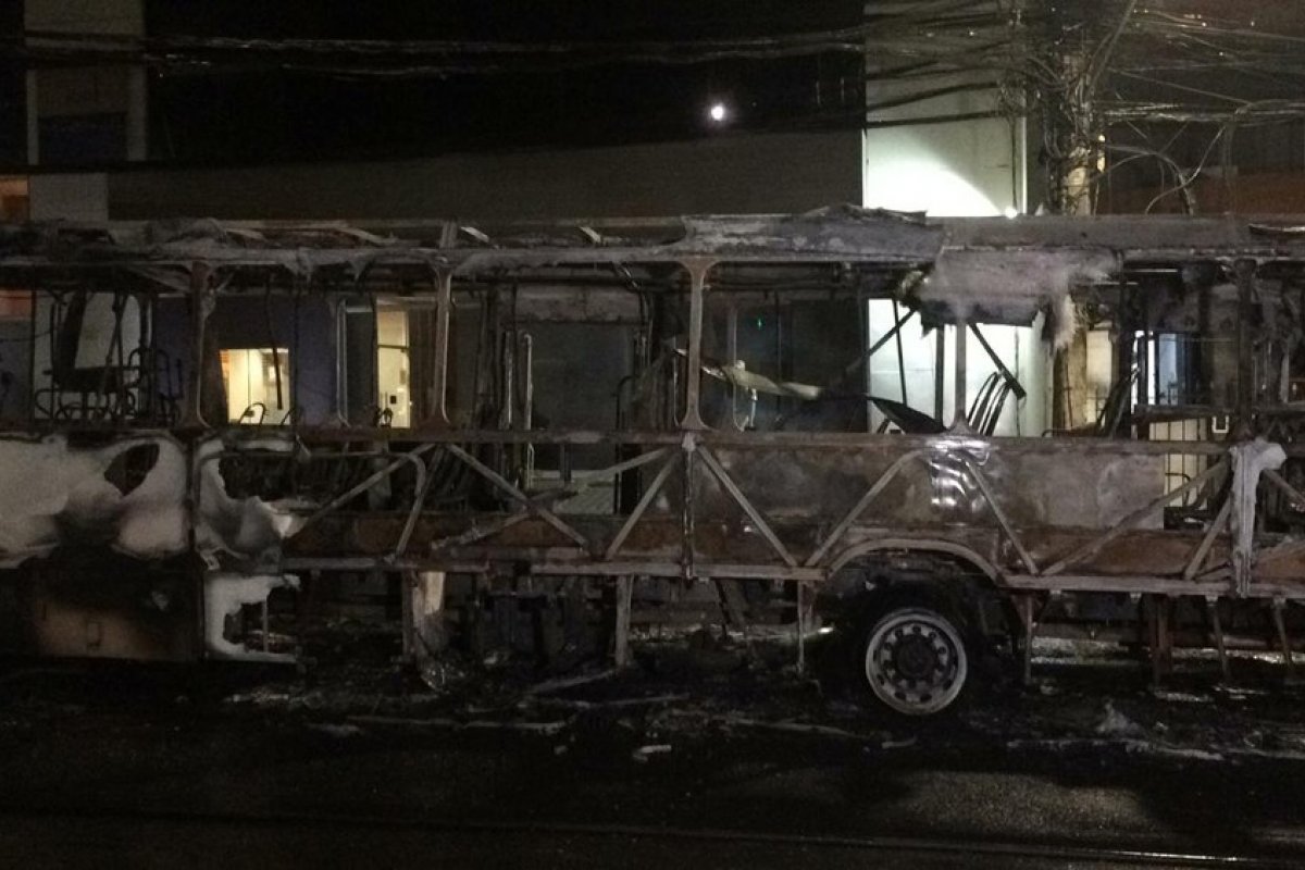 Suspeito de incendiar ônibus em Ondina é preso