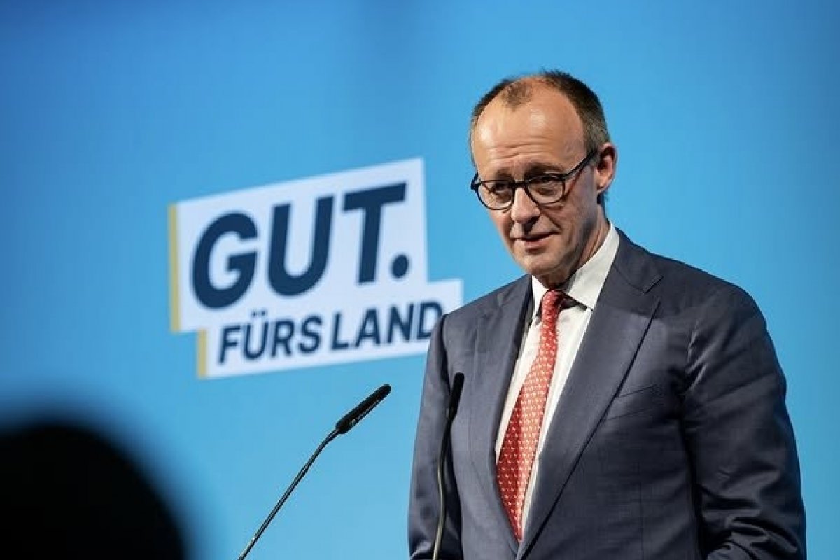 Chanceler alemão diz que União Europeia pode responder às tarifas dos EUA