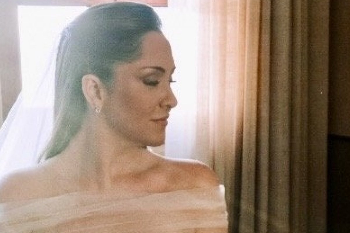 Fernanda Gordilho casa com vestido da coleção Pronovias Privée da Cymbeline!