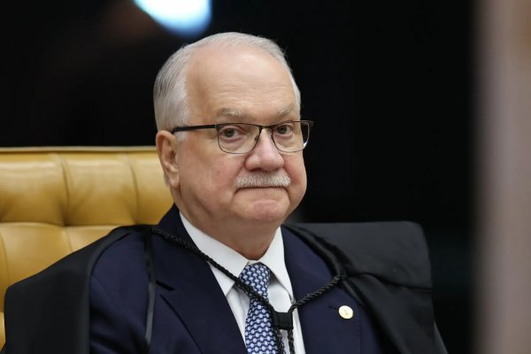[Caso Banco Master: Fachin antecipa volta a Brasília para tentar limpar imagem do STF]