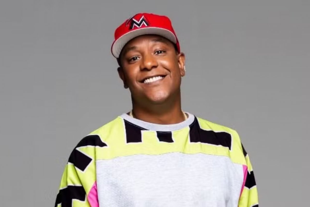 Márcio Victor assusta fãs ao postar foto em hospital