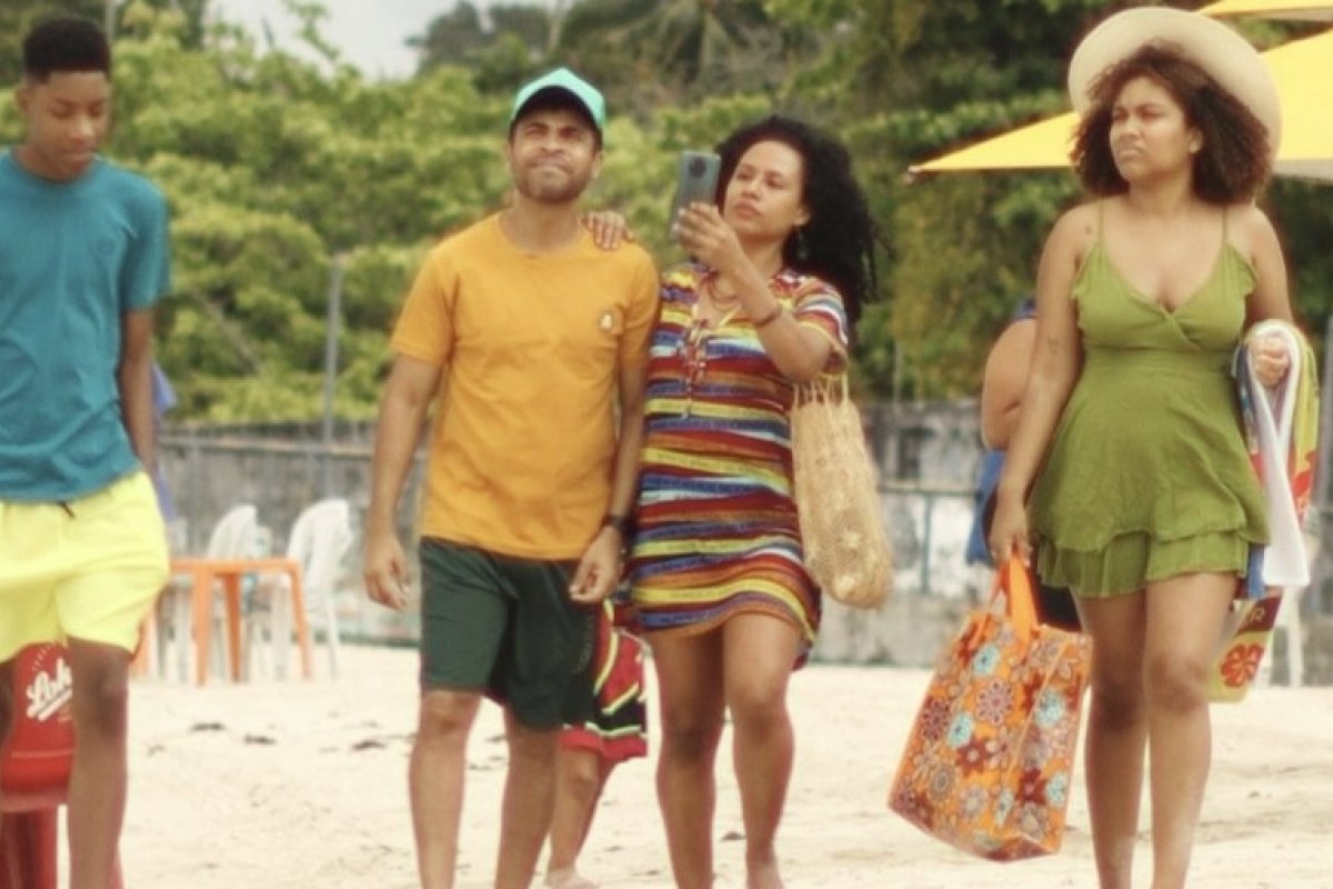 Alan Miranda lança série “Salvador Pelo Avesso, de Férias no Subúrbio” ! 