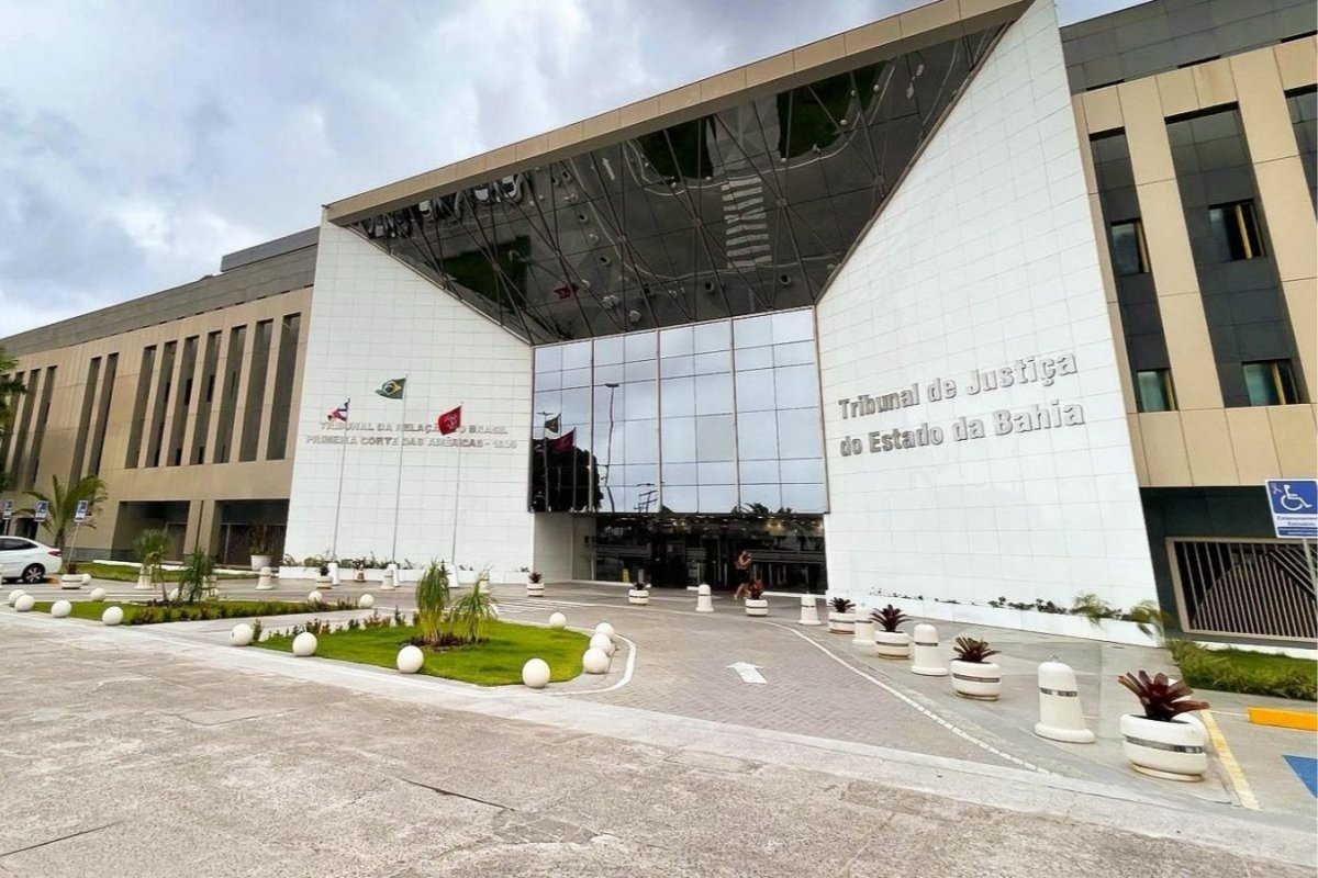 Servidores do TJ-BA são afastados por suspeita de uso de contrato público para reformar academia privada em Salvador
