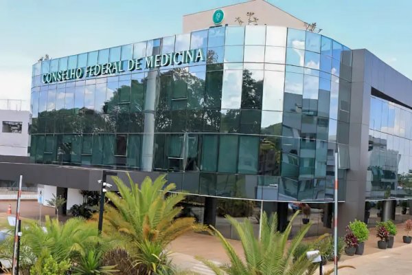 [CFM estuda usar Enamed para conceder registro profissional]