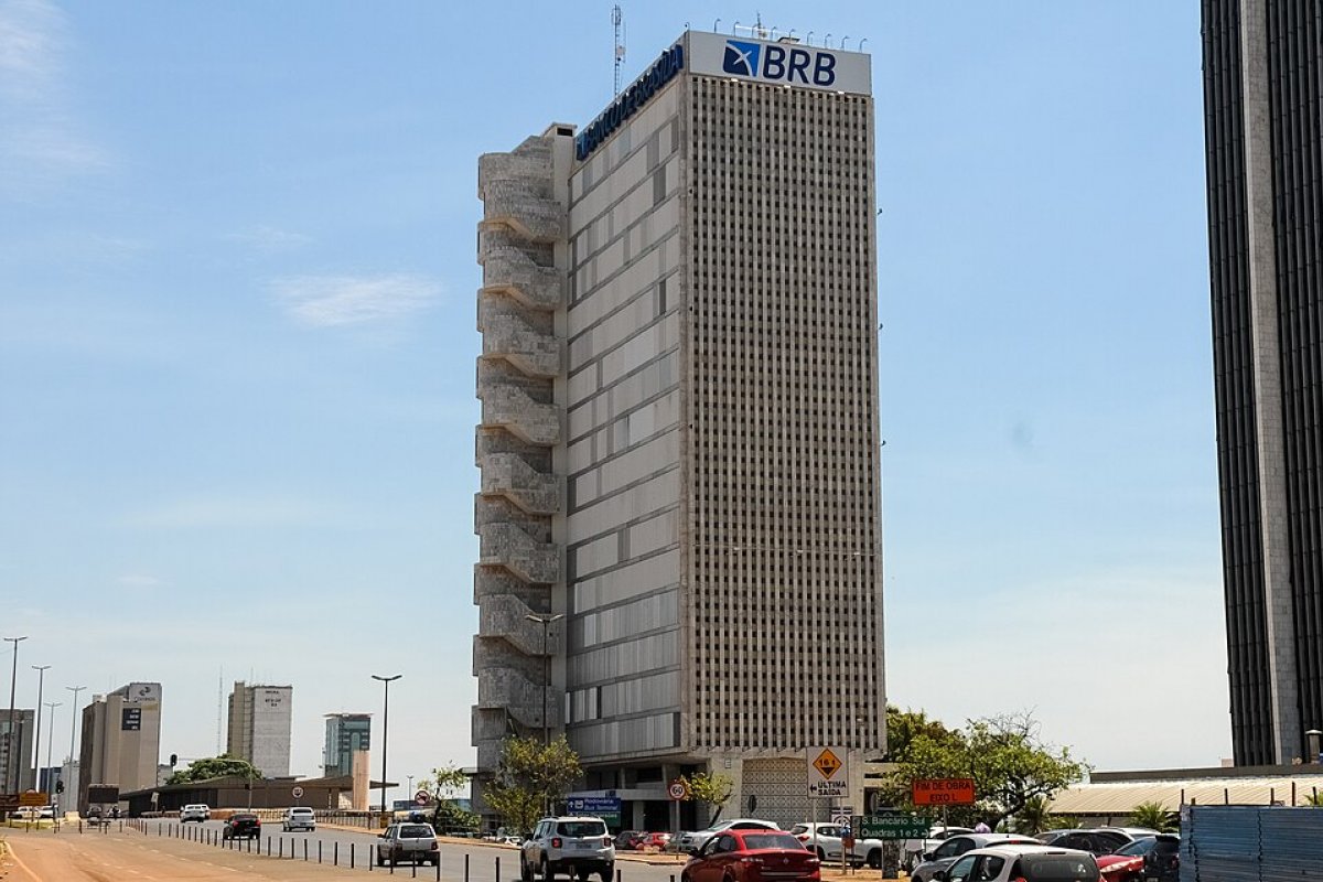 Ações do BRB caíram 36% desde que BC barrou compra do Master