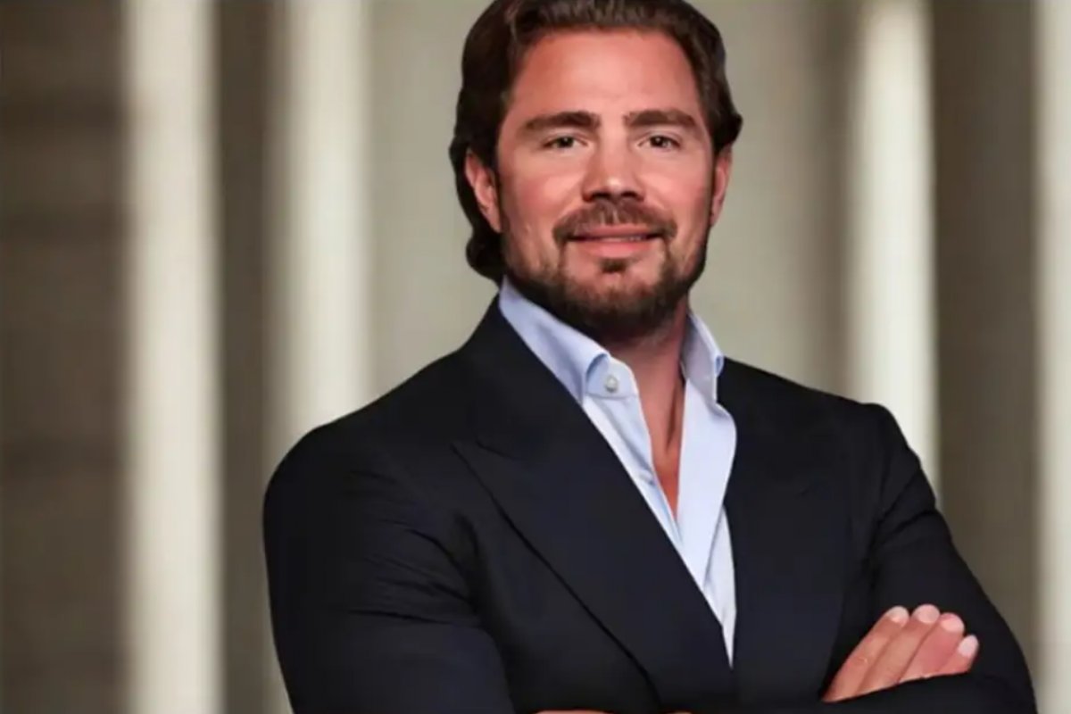 Dono do Banco Master diz à PF que comunicou viagem ao exterior antes de prisão