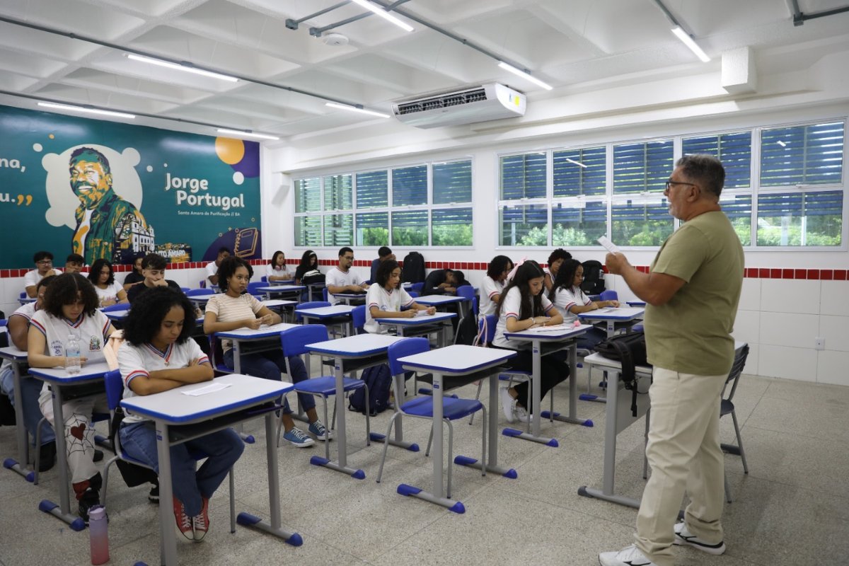 Governo da Bahia abre inscrições com 3 mil vagas para atuação na Rede Estadual de Ensino