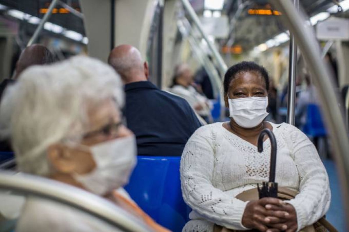 Ministério da Saúde confirma terceiro caso de coronavírus no Brasil