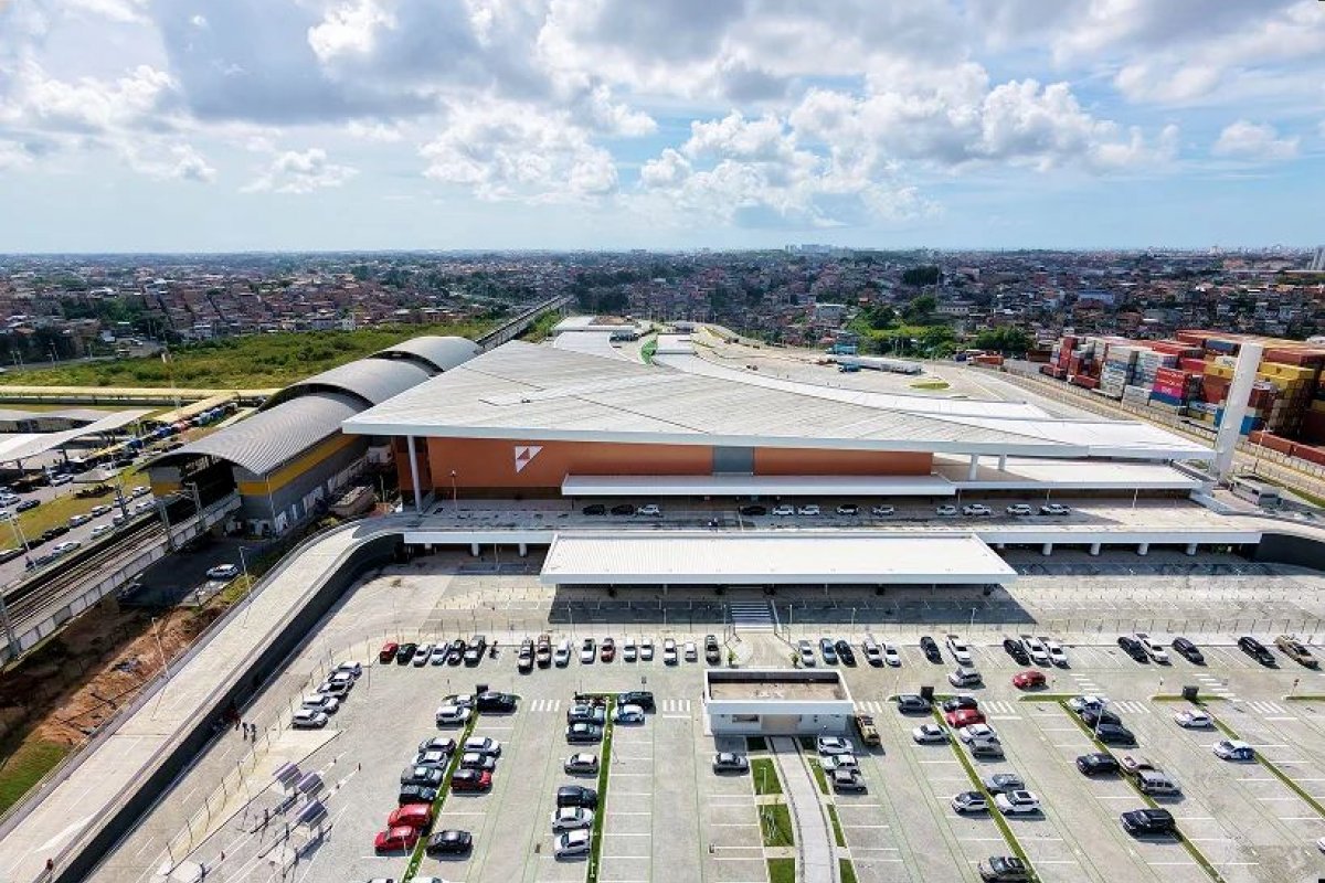 Bope é acionado após suspeita de bomba em mala de roupas abandonada na nova Rodoviária de Salvador