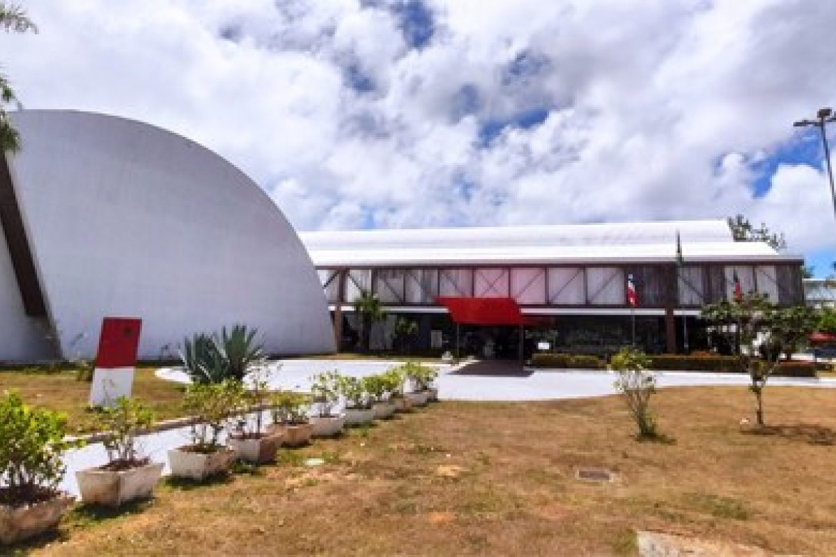 TRE-BA reinaugura edifício-sede