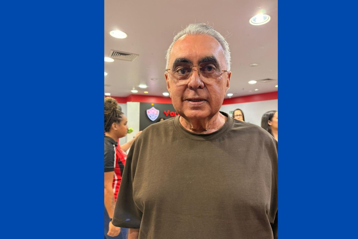 Diretor executivo do Vitória descarta Tchê Tchê e deixa dúvida sobre data de estreia de Marinho