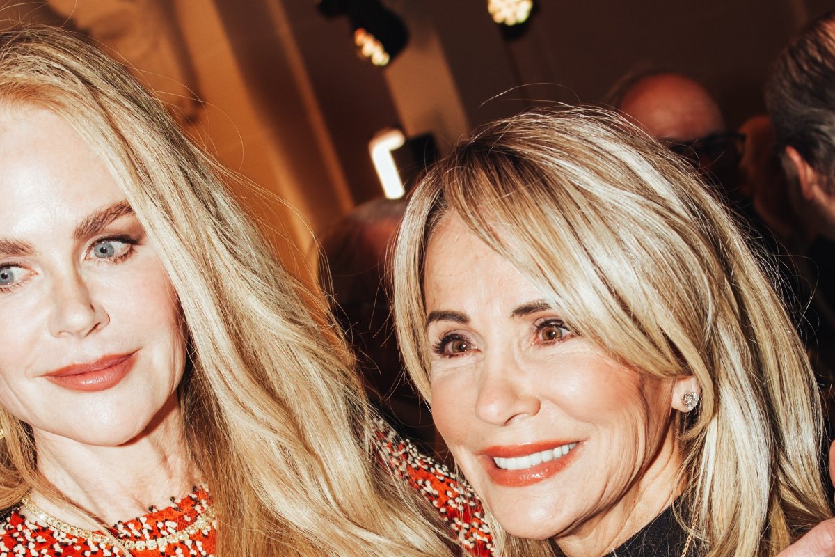 Aos 58 anos, Nicole Kidman surge deslumbrante em premiação e chama a atenção com primeira aparição após divórcio!