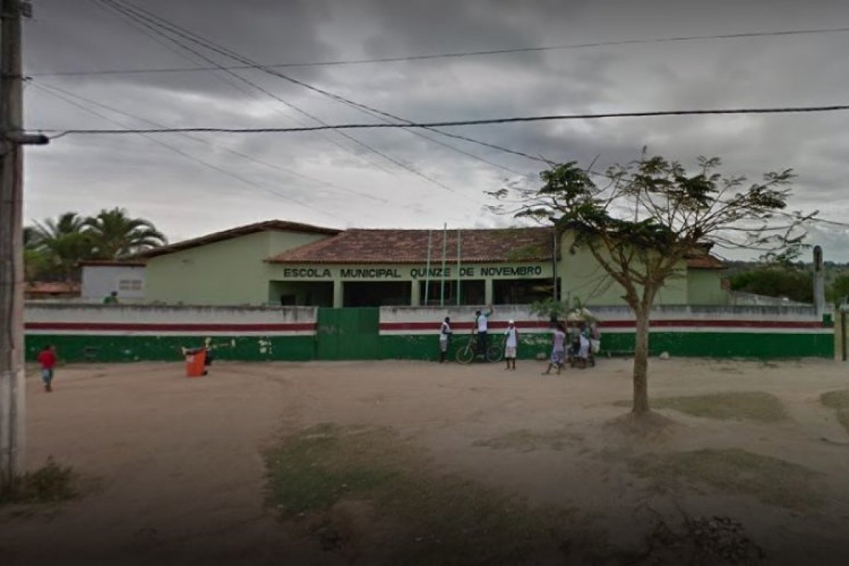 Custo para processo seletivo de escolas cívico-militares será de R$ 1,5 mi