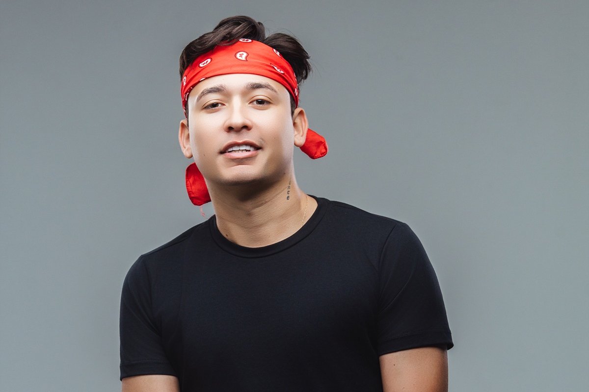 Gabriel Fidelis anuncia primeira turnê em São Paulo e consolida expansão do arrocha pelo Brasil! 