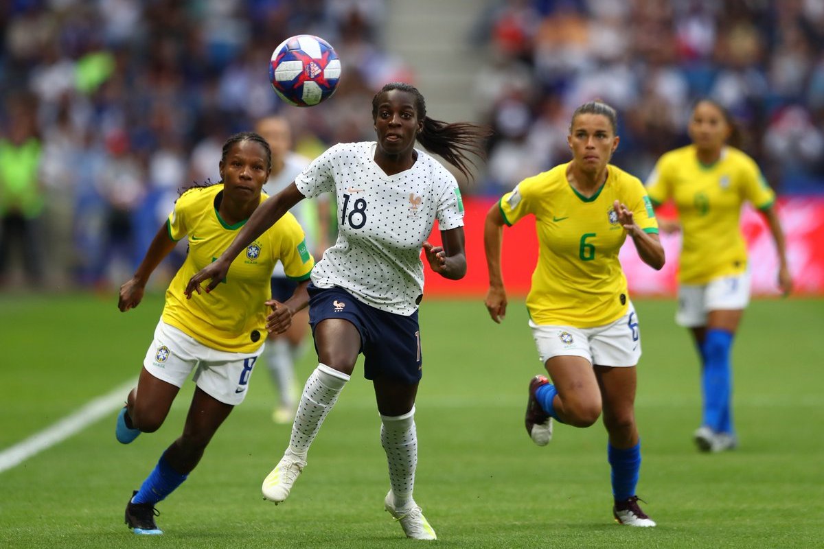 Primeiro tempo entre Brasil e França termina sem gols