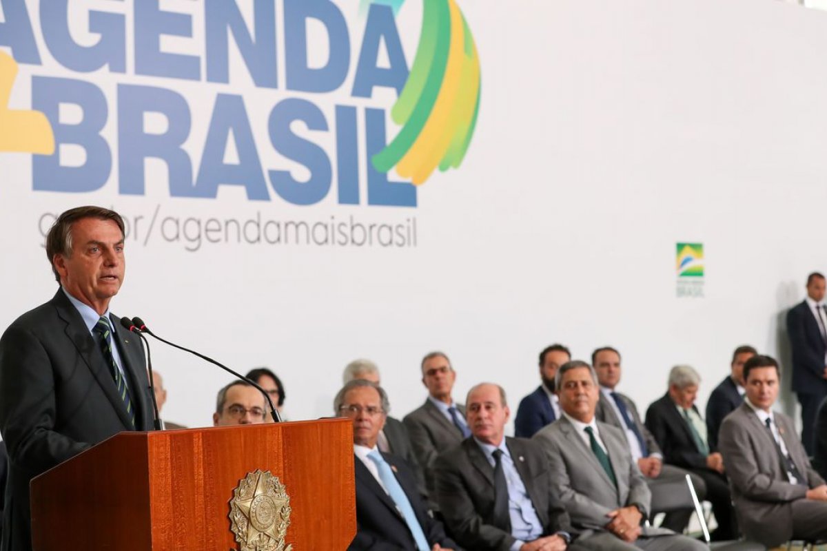 "Tivemos o melhor semestre desde 2013", diz Bolsonaro sobre PIB brasileiro