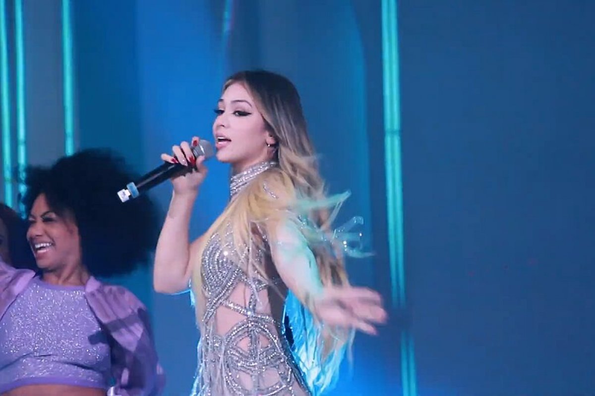 Cantora Melody é internada e cancela show em Salvador 